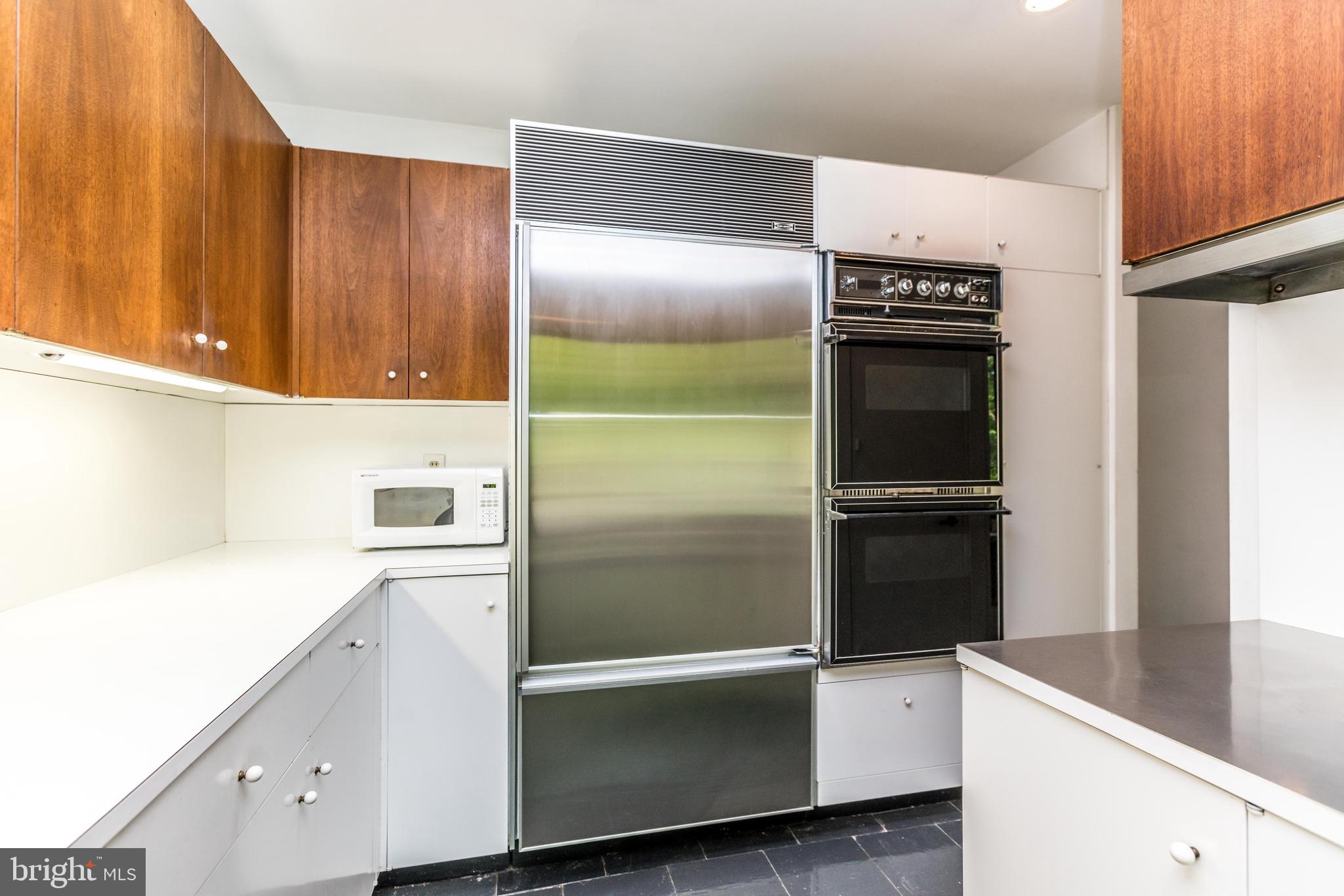 2005 Ridgecrest Court Baltimore, MD 21204 - Photo 18 of 47