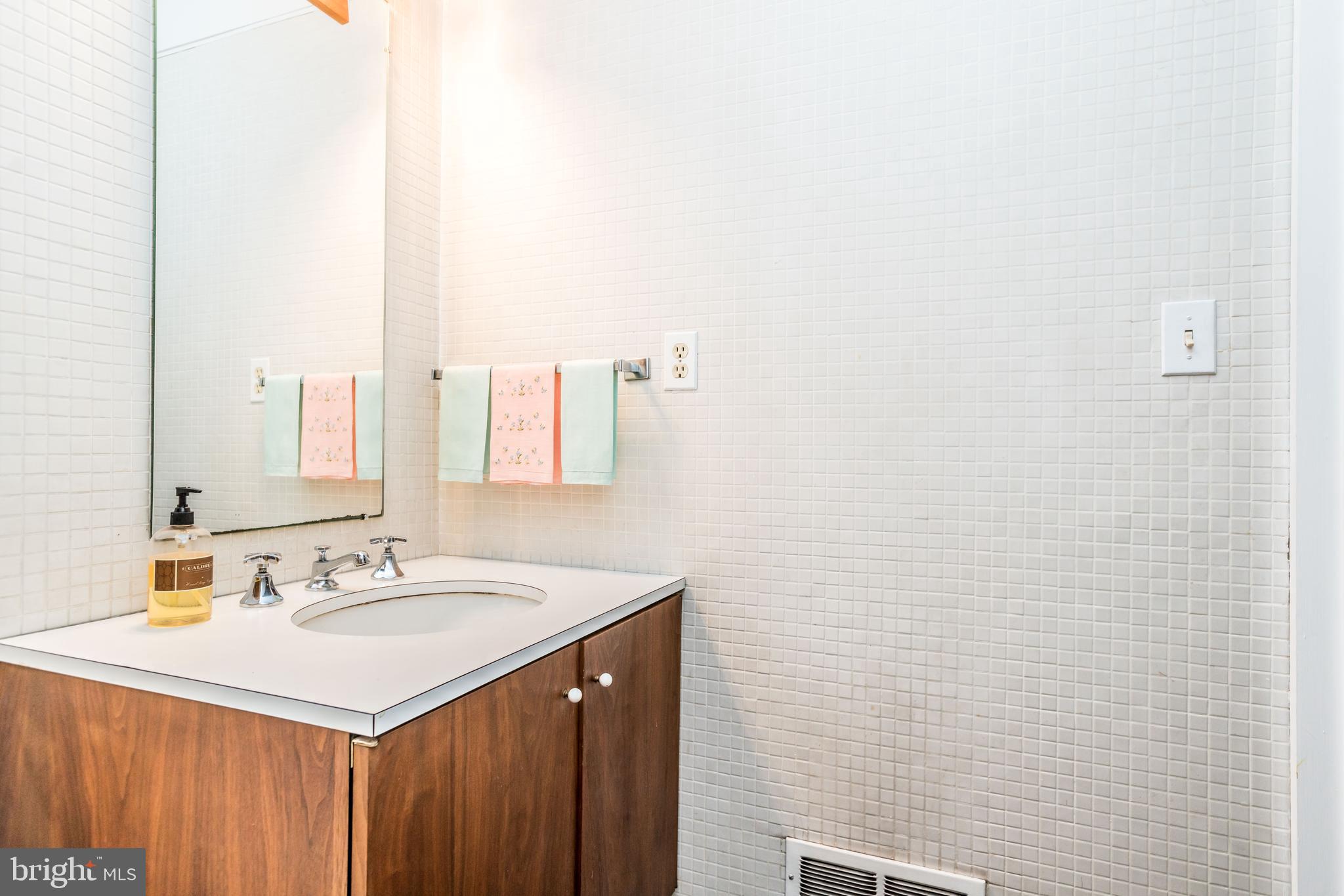 2005 Ridgecrest Court Baltimore, MD 21204 - Photo 38 of 47