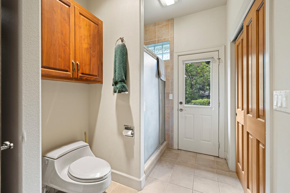 11539 Kestrel Road Klamath Falls, OR 97601 - Photo 32 of 72 11539KestrelRd.-147