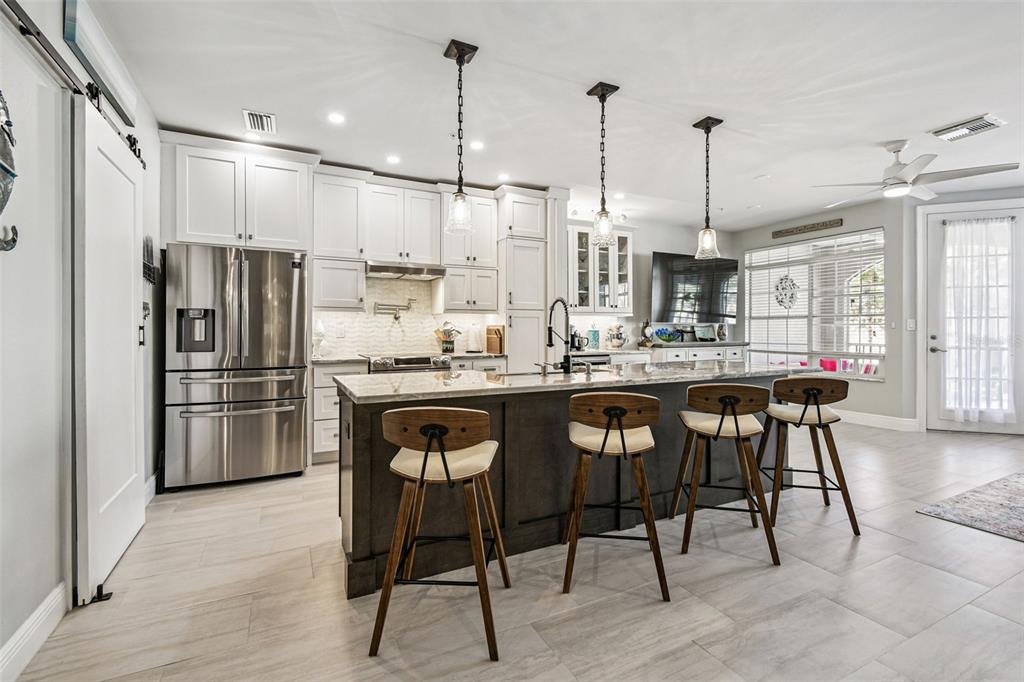 6331 Sunset Bay Circle Apollo Beach, FL 33572 - Photo 13 of 92