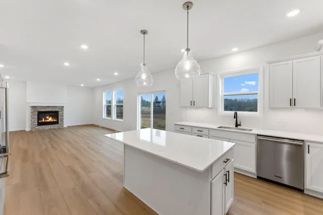 $649,990 | 1053 Aster Boulevard, Rosemount, MN 55068