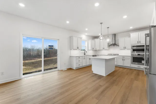 $649,990 | 1053 Aster Boulevard, Rosemount, MN 55068