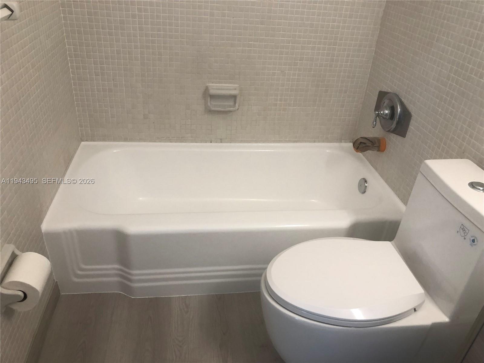 2451 Brickell Avenue, Unit 17K Miami, FL 33129 - Photo 11 of 15