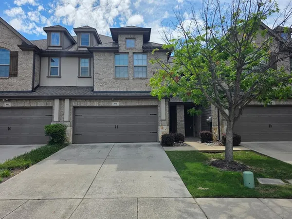 $2,475 | 945 Brookville Court, Plano, TX 75074