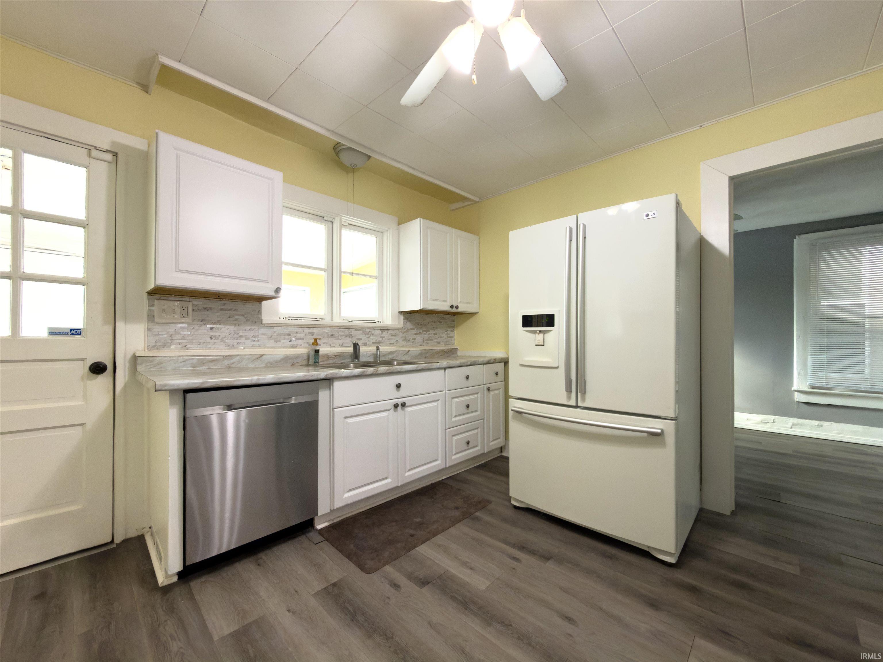 619 Huffman Street Fort Wayne, IN 46808 - Photo 13 of 16