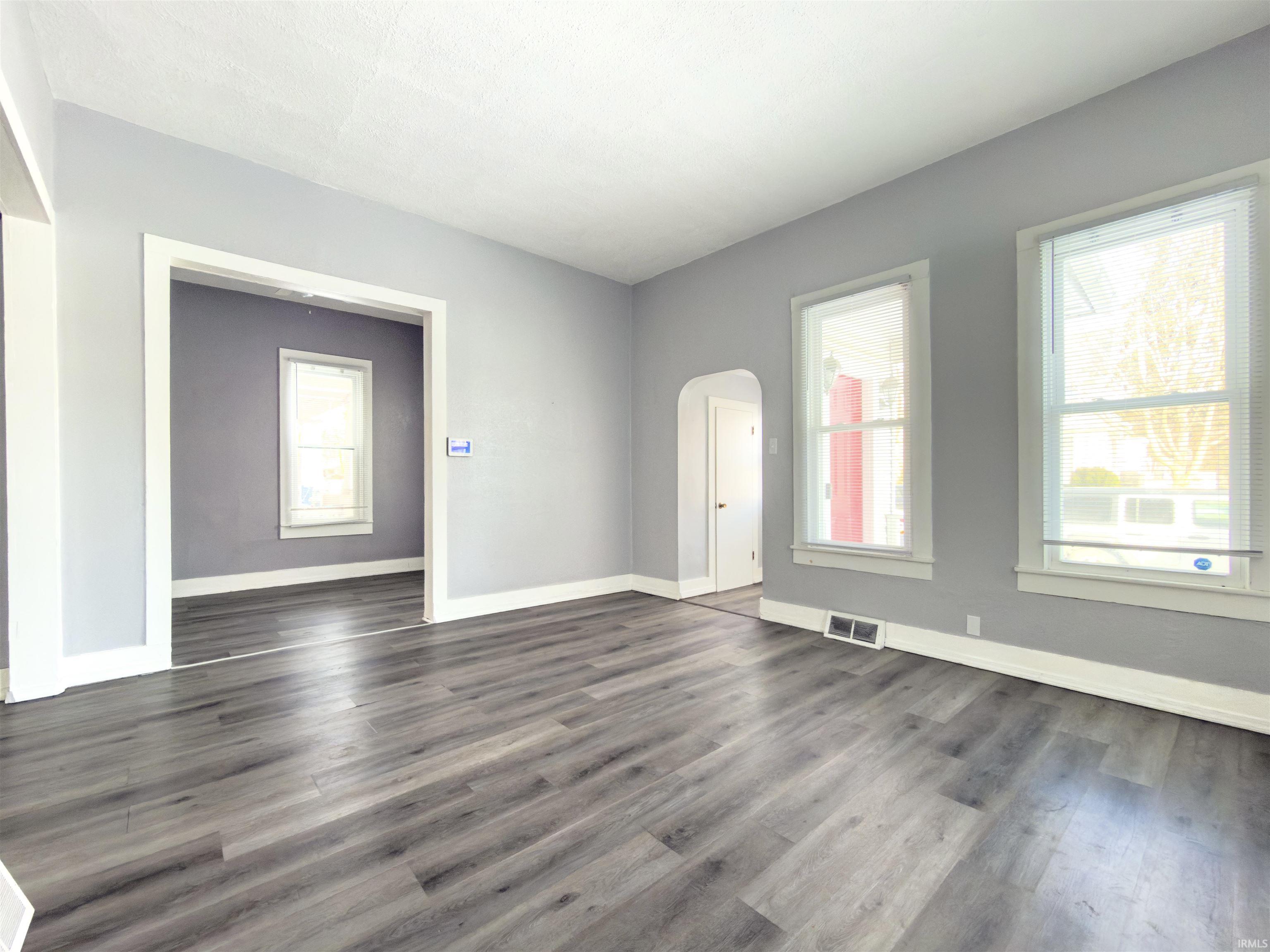 619 Huffman Street Fort Wayne, IN 46808 - Photo 3 of 11