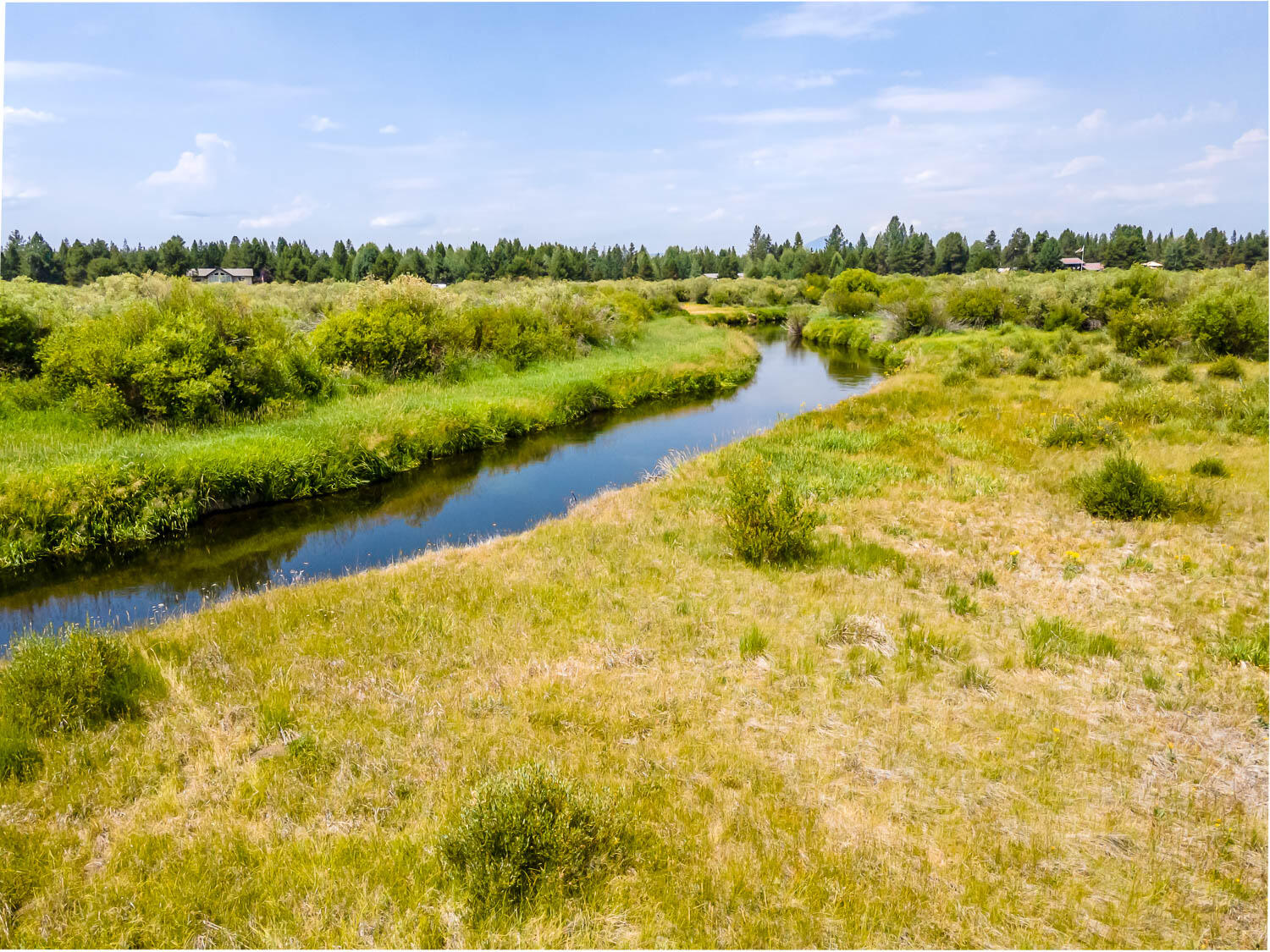 52685 Huntington Road La Pine, OR 97739 - Photo 3 of 19 and Little Deschutes river frontage