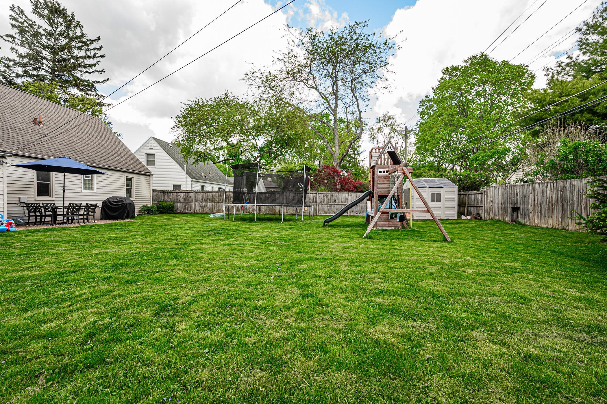 3218 Ainwick Road Columbus, OH 43221 - Photo 32 of 45 Back