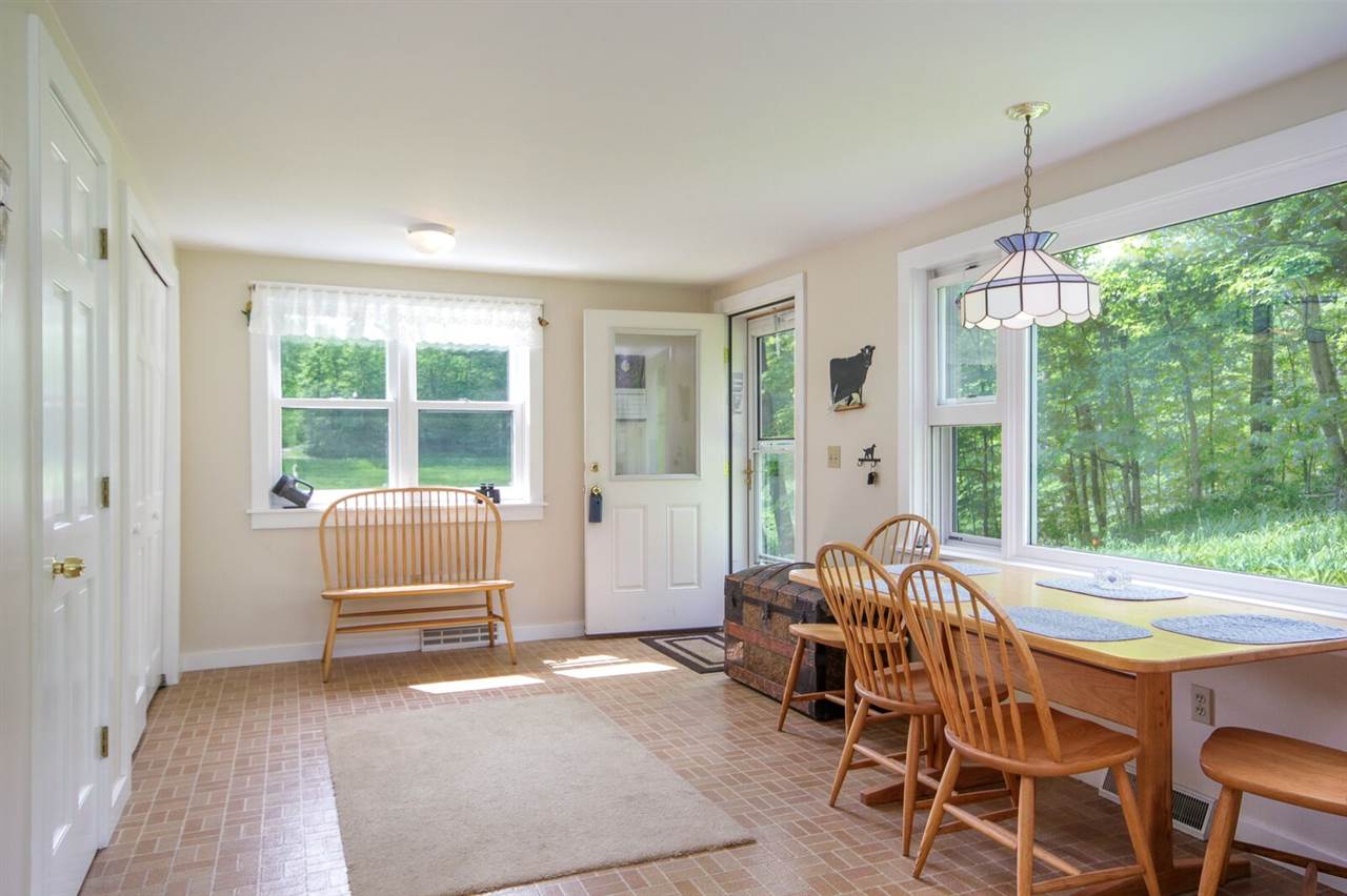 209 Galvin Hill Road Colchester, VT 05446 - Photo 12 of 31 Gallery Image 12