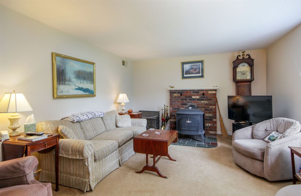 209 Galvin Hill Road Colchester, VT 05446 - Photo 15 of 31 Gallery Image 15