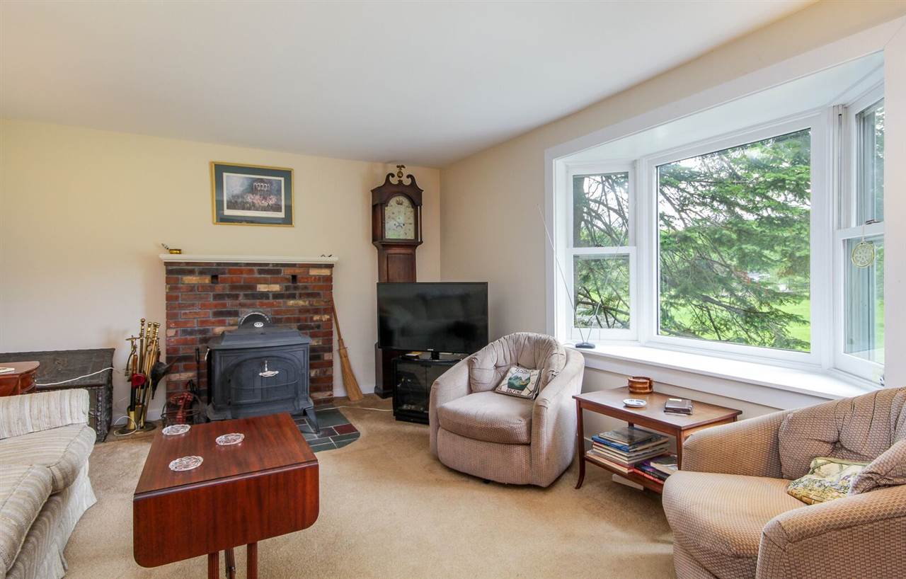 209 Galvin Hill Road Colchester, VT 05446 - Photo 16 of 31 Gallery Image 16