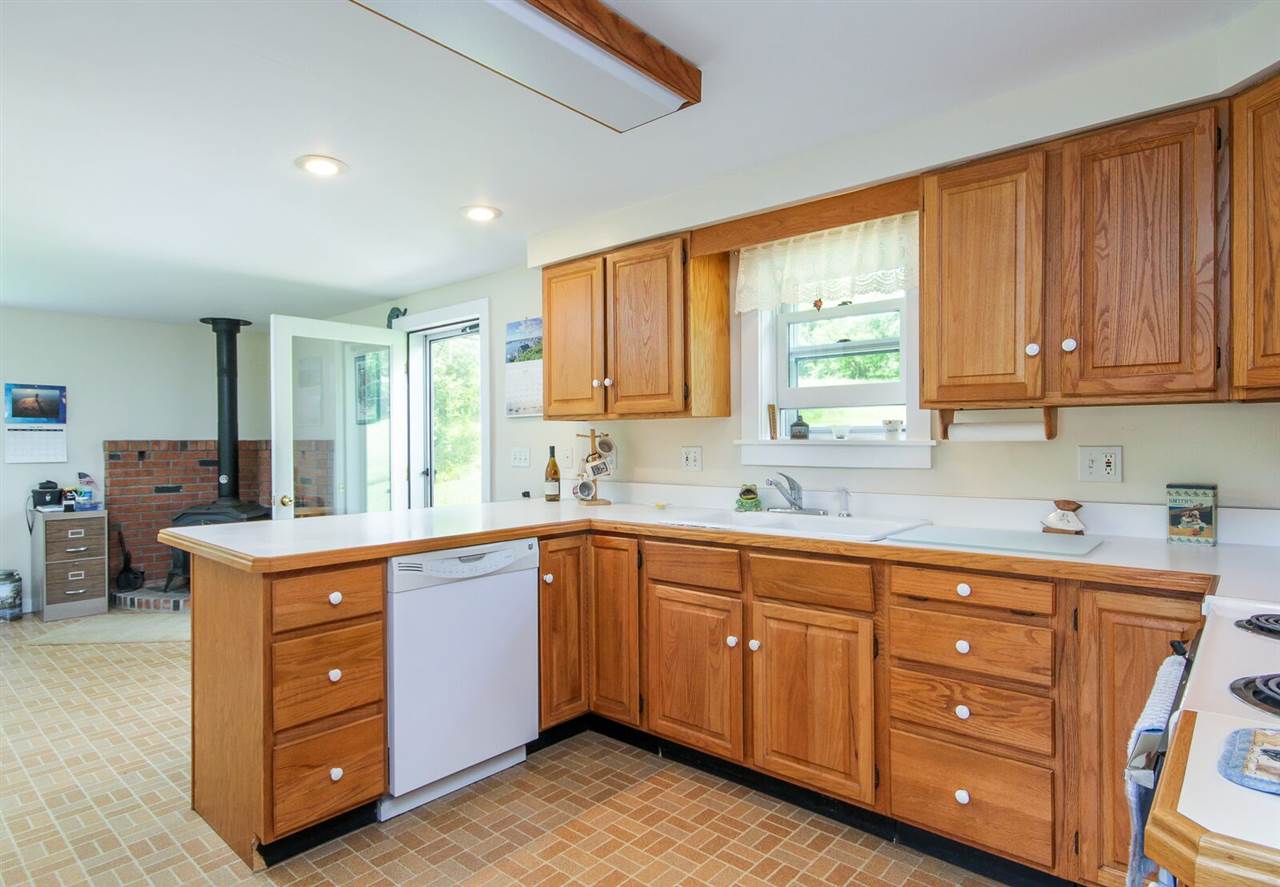 209 Galvin Hill Road Colchester, VT 05446 - Photo 21 of 31 Gallery Image 21