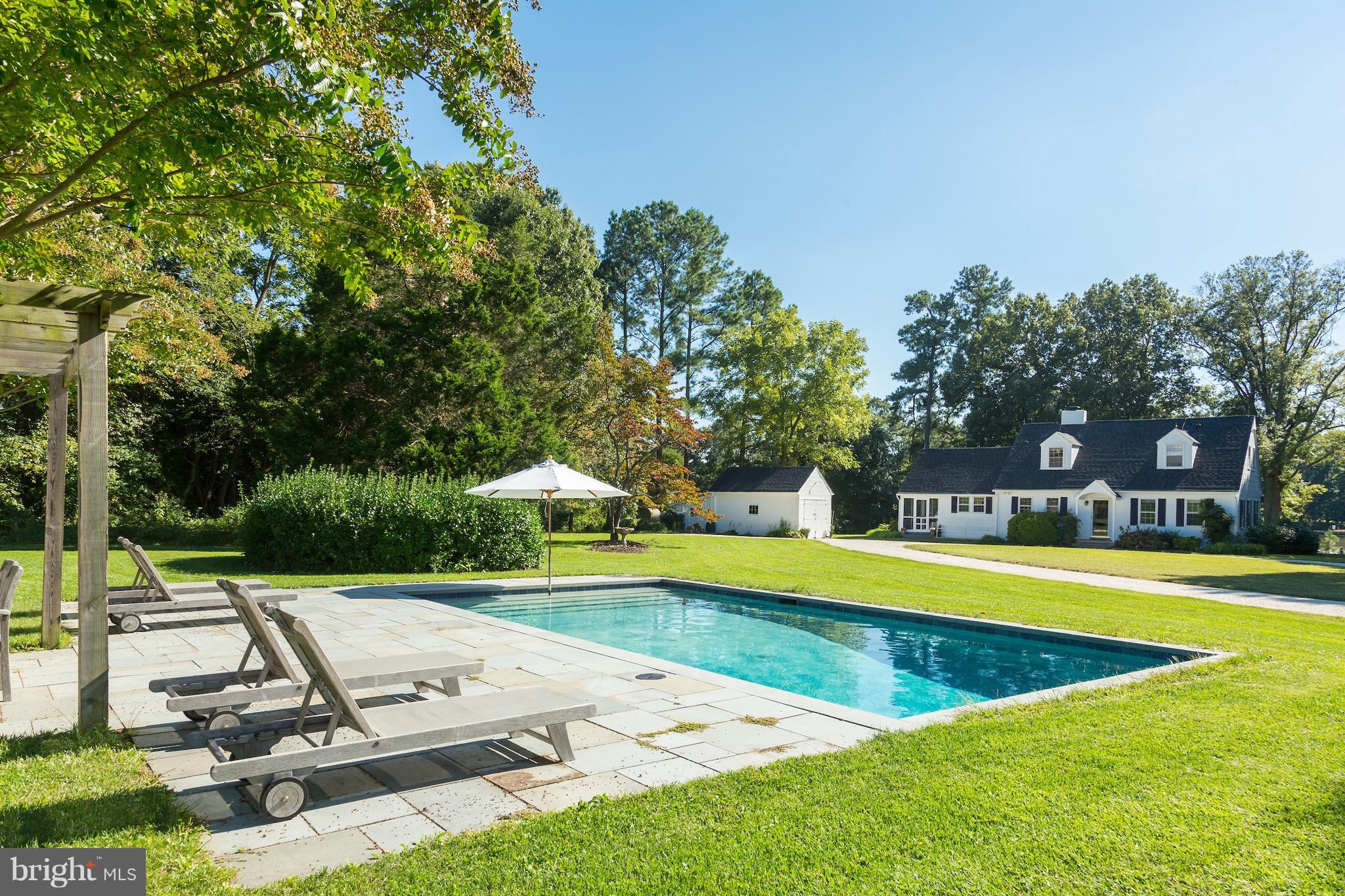 8161 Leehaven Road Easton, MD 21601 - Photo 4 of 26 Pool and Grounds