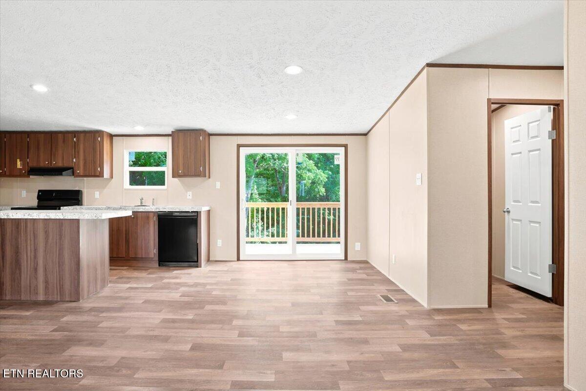 189 Laura Boling Loop Road Strawberry Plains, TN 37871 - Photo 7 of 32 07-189 Laura Boling Loop Rd 6