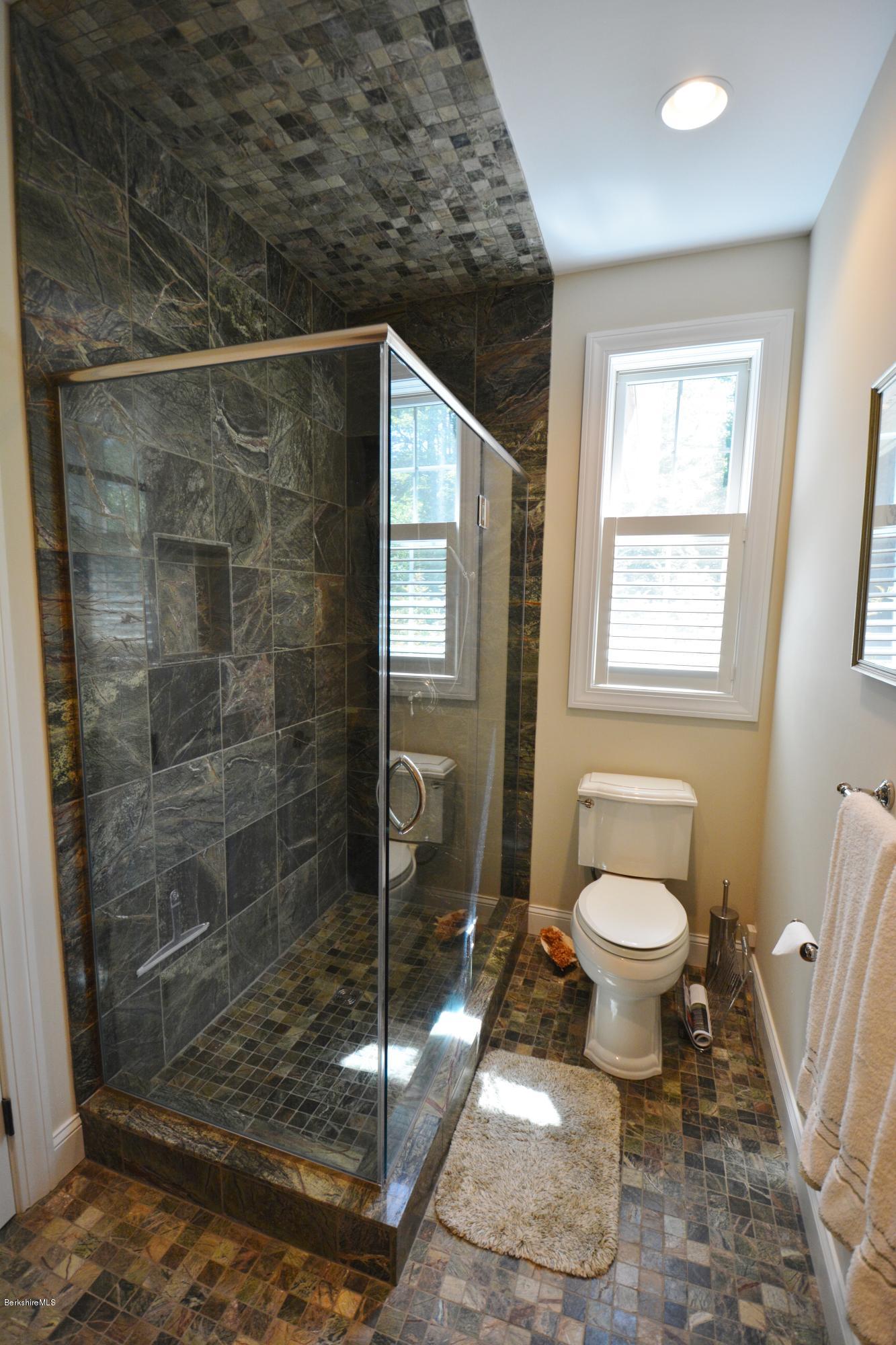 386 Moberg Road Becket, MA 01223 - Photo 21 of 50 First Floor Bath