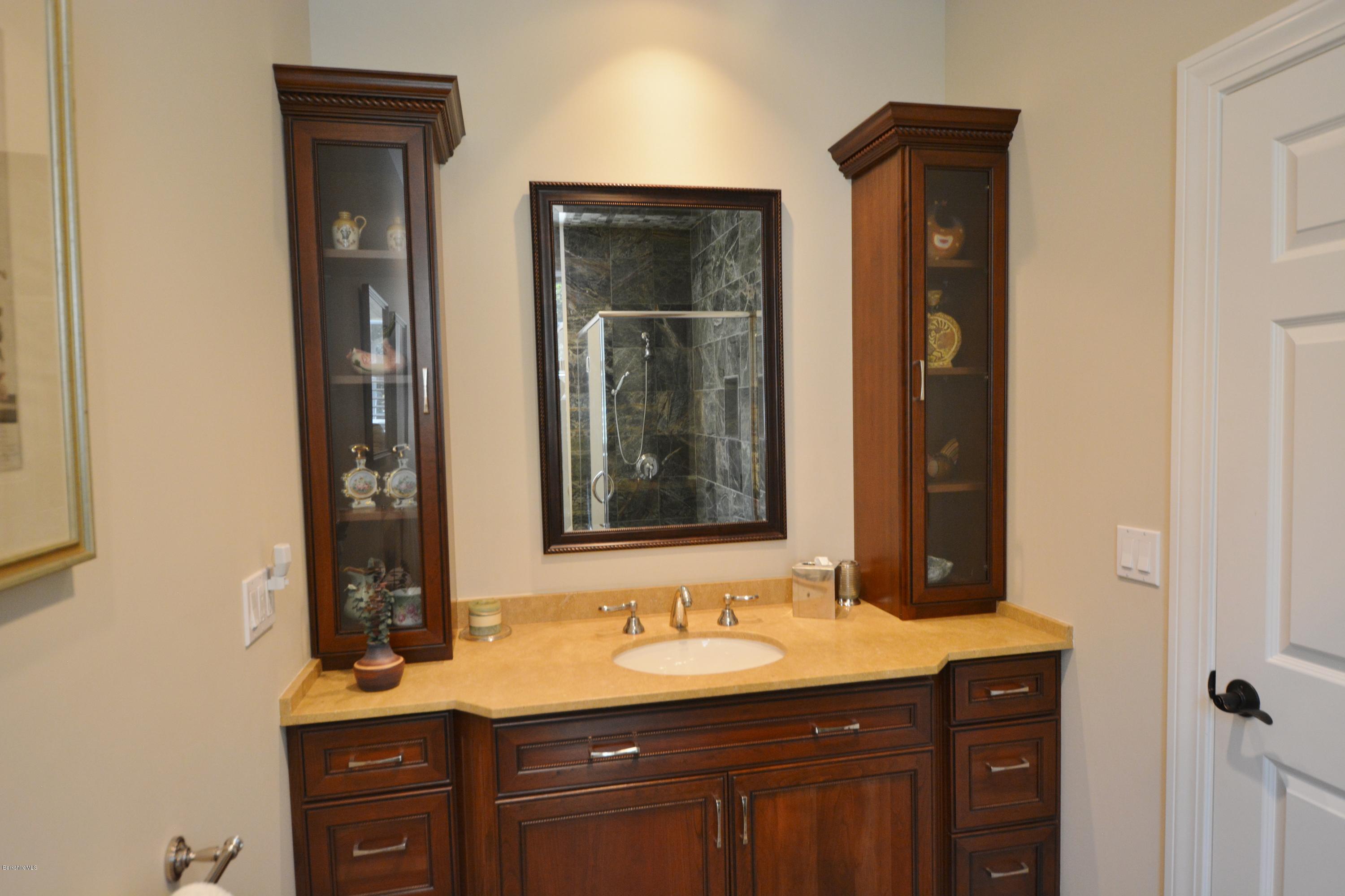 386 Moberg Road Becket, MA 01223 - Photo 22 of 50 First Floor Bath