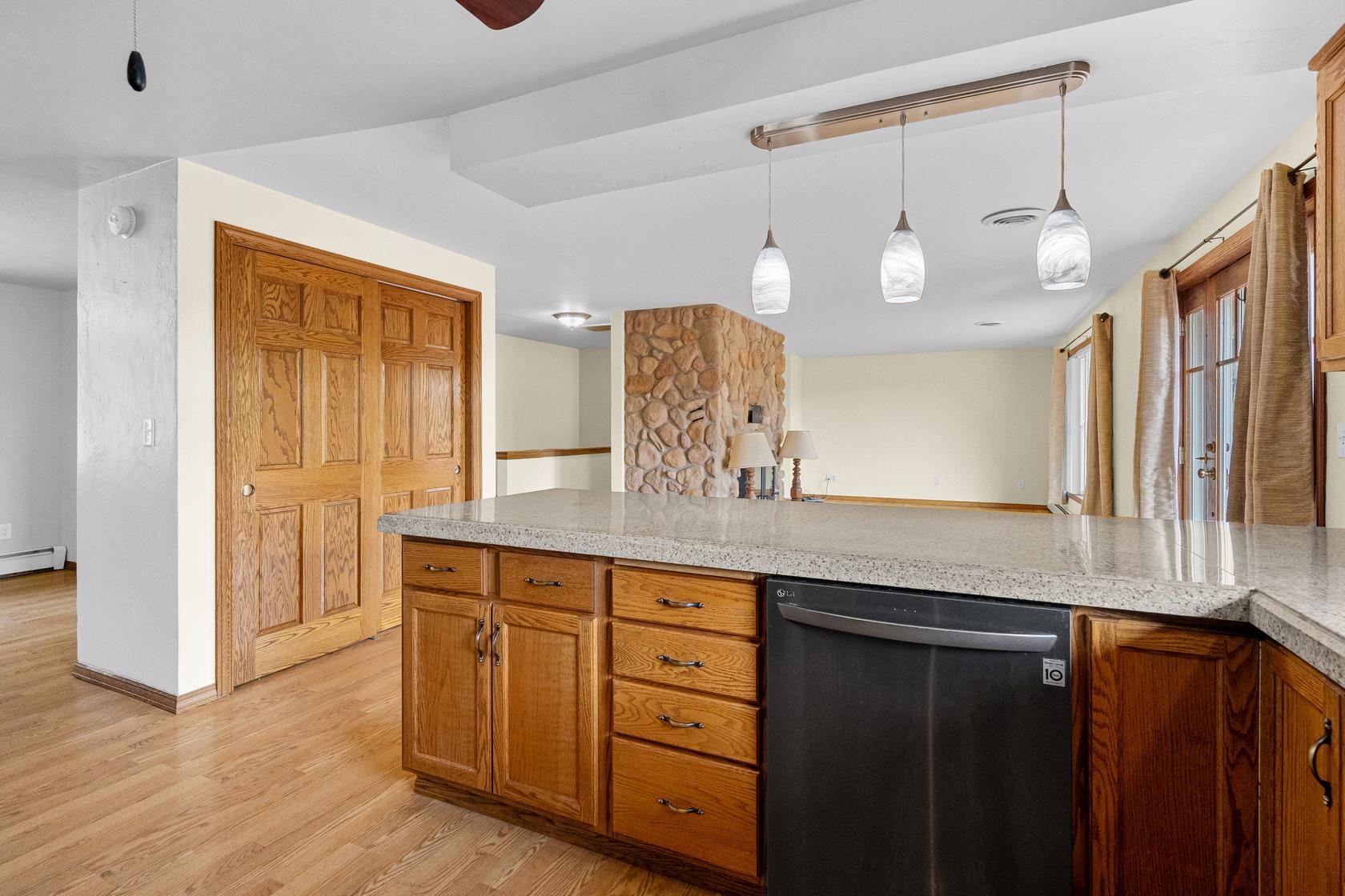 3747 Stream Road Green Bay, WI 54313 - Photo 14 of 48 Gallery Image 14