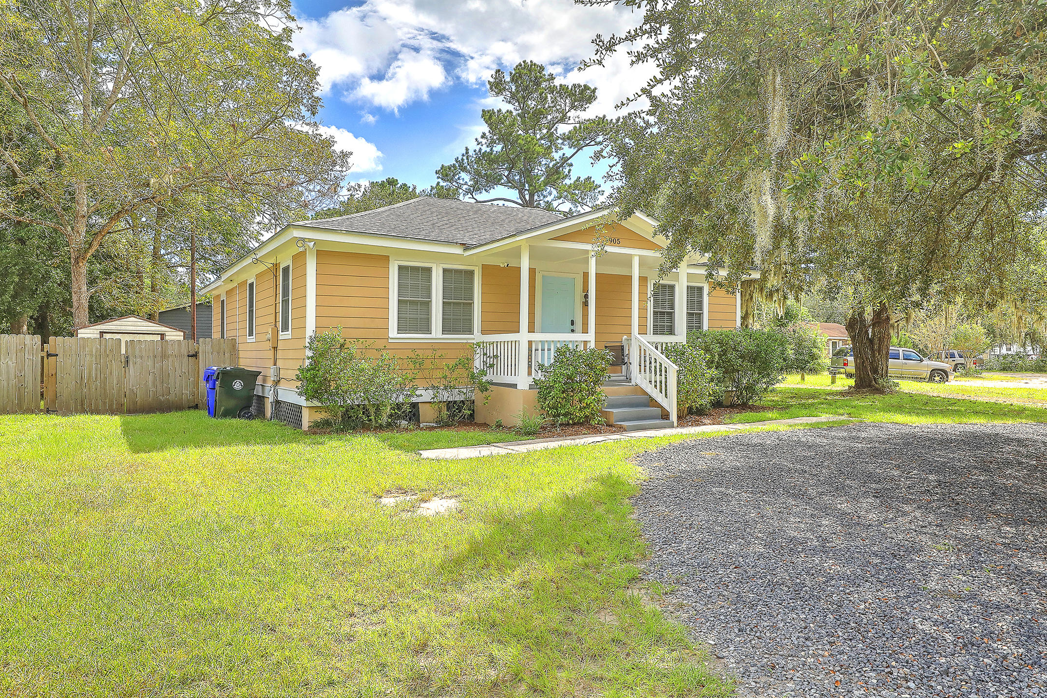 1905 Central Park Road Charleston, SC 29412 - Photo 1 of 25 1R3A6266_7_8