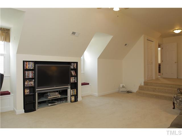 7904 Mayapple Place Raleigh, NC 27613 - Photo 17 of 24 Bonus Room