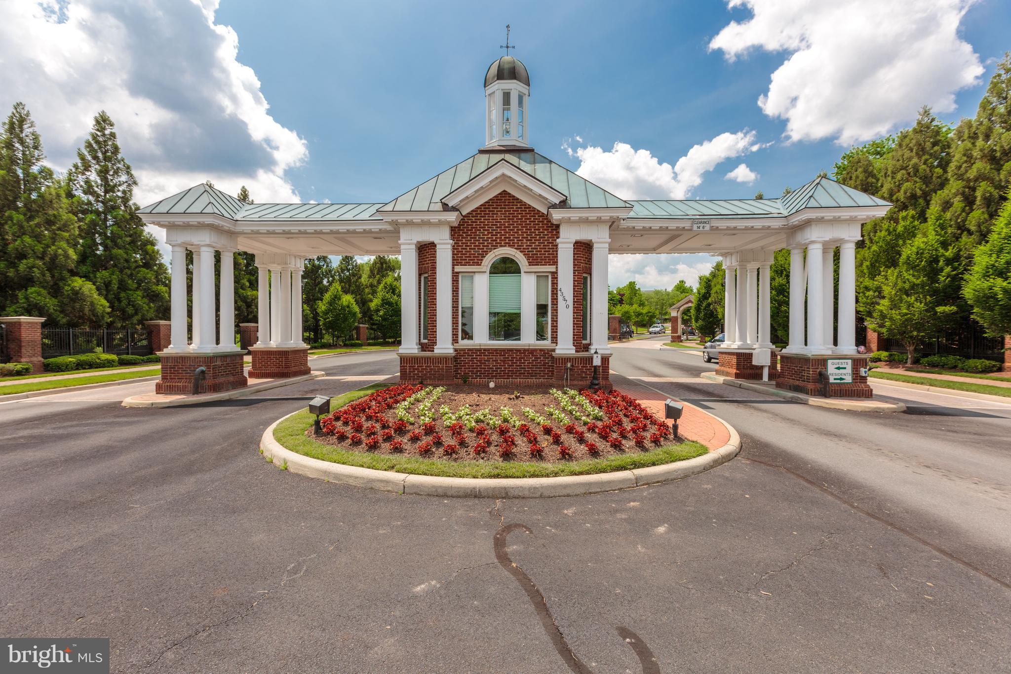 20080 Inverness Square Ashburn, VA 20147 - Photo 8 of 14 Beautiful Gated Community