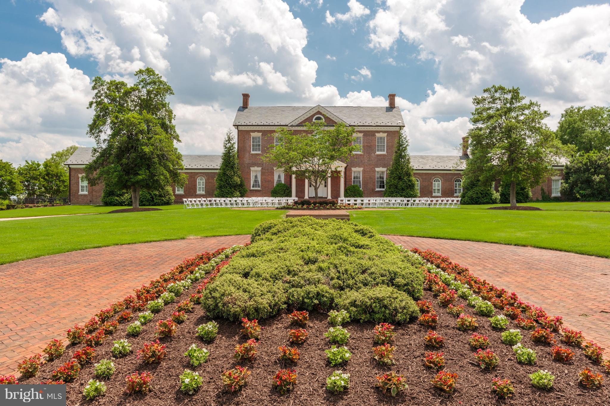 20080 Inverness Square Ashburn, VA 20147 - Photo 9 of 14 Historic Belmont Manor House