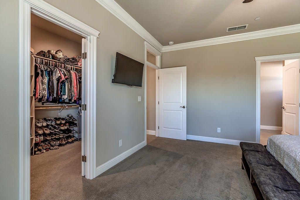 3390 Hotlam Road Redding, CA 96002 - Photo 26 of 39 3390HotlamRoad_025