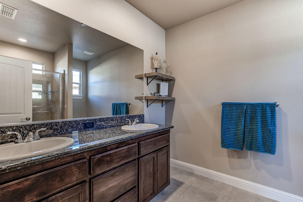 3390 Hotlam Road Redding, CA 96002 - Photo 29 of 39 3390HotlamRoad_028