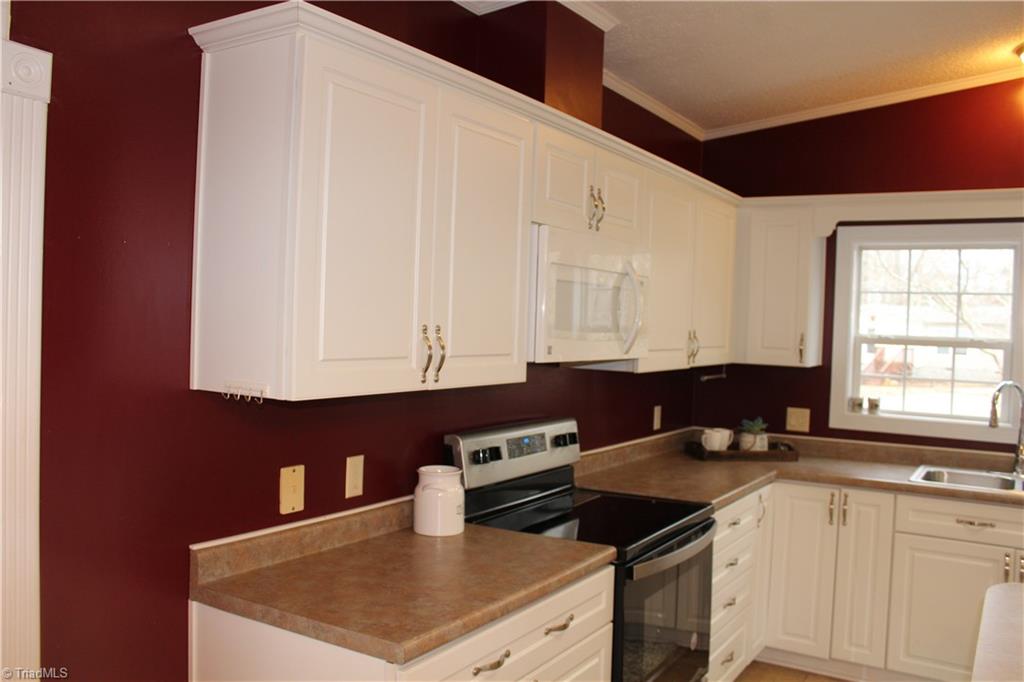 460 West Grove Road Lexington, NC 27295 - Photo 13 of 48 Gallery Image 13