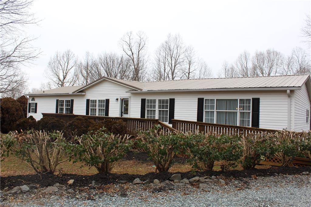 460 West Grove Road Lexington, NC 27295 - Photo 3 of 48 Gallery Image 3