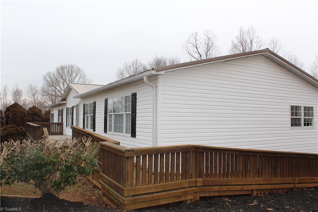 460 West Grove Road Lexington, NC 27295 - Photo 6 of 48 Gallery Image 6