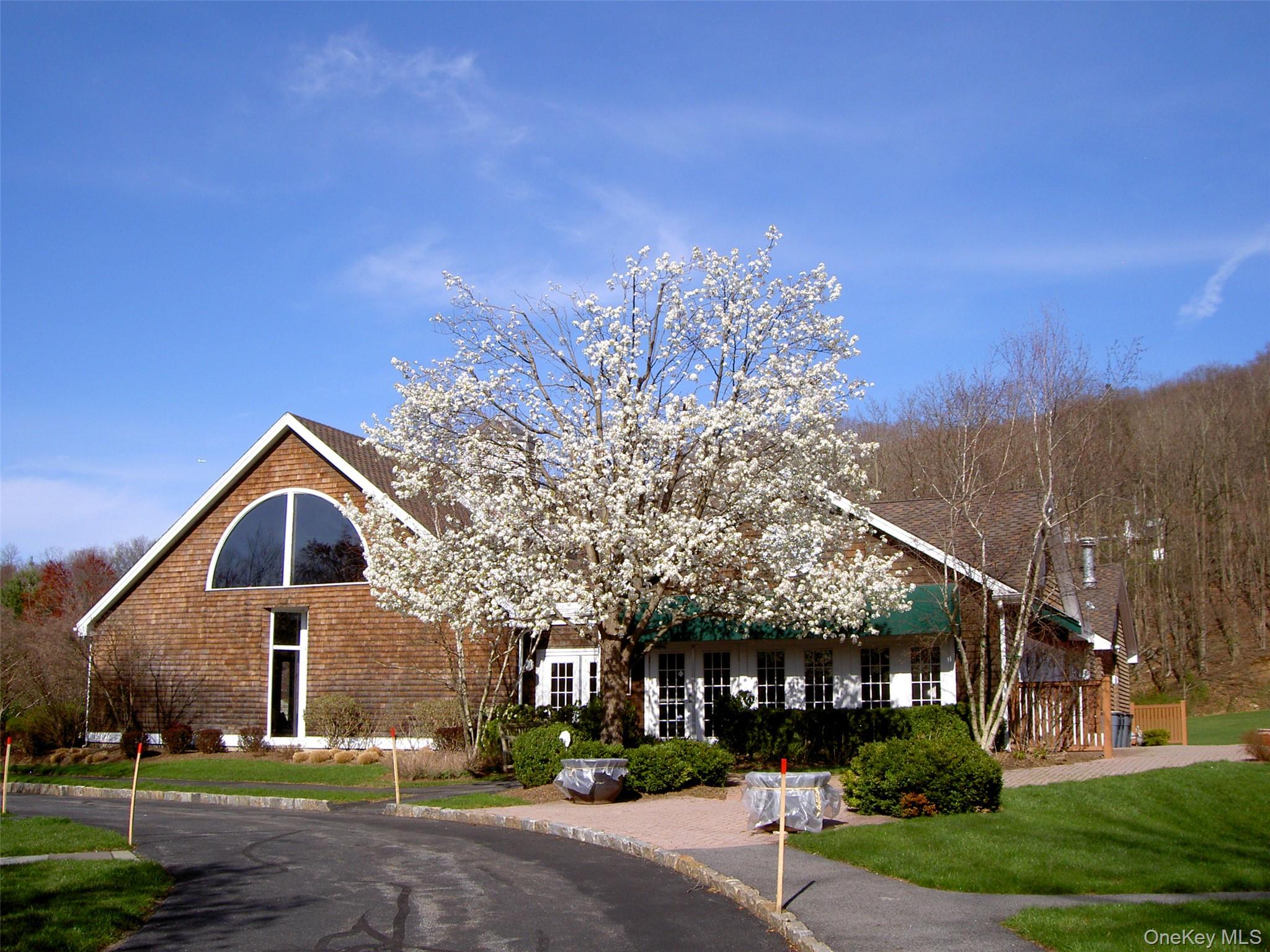 17 Cross River Road Mount Kisco, NY 10549 - Photo 18 of 22 Clubhouse
