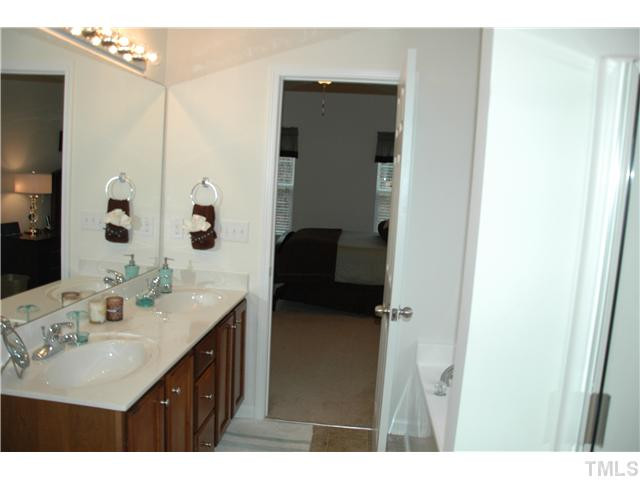 2014 Tennessee Road Durham, NC 27704 - Photo 15 of 25 Master Bath/Spa
