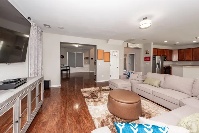 $380,000 | 181 Carolina Wren Avenue, Moncks Corner, SC 29461