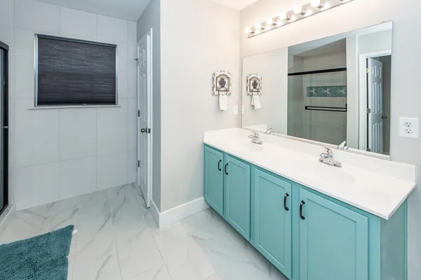 $380,000 | 181 Carolina Wren Avenue, Moncks Corner, SC 29461