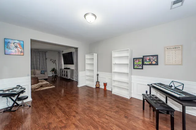 $380,000 | 181 Carolina Wren Avenue, Moncks Corner, SC 29461