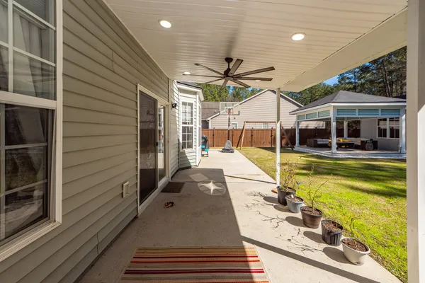 $380,000 | 181 Carolina Wren Avenue, Moncks Corner, SC 29461