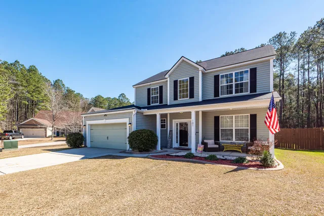 $380,000 | 181 Carolina Wren Avenue, Moncks Corner, SC 29461