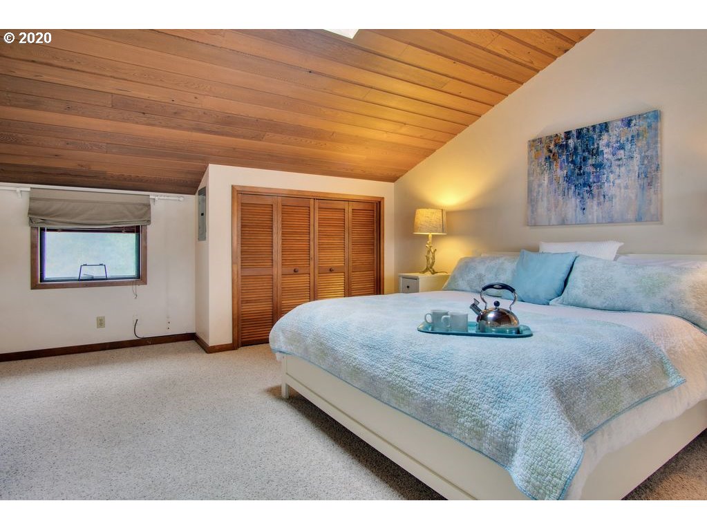 94304 Wedderburn Loop, Unit 448 Gold Beach, OR 97444 - Photo 13 of 27