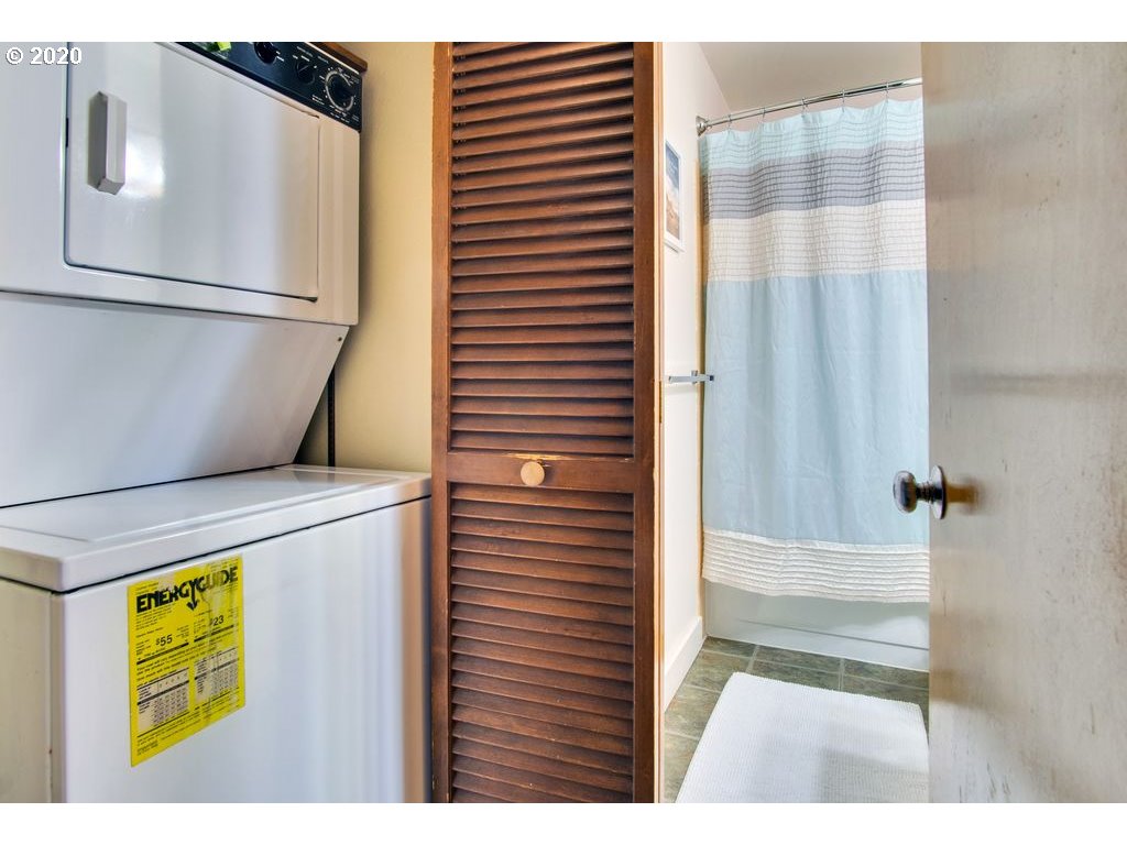 94304 Wedderburn Loop, Unit 448 Gold Beach, OR 97444 - Photo 16 of 27