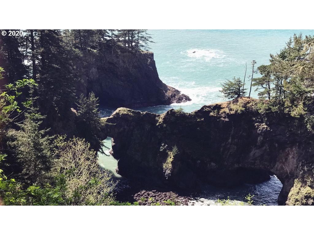 94304 Wedderburn Loop, Unit 448 Gold Beach, OR 97444 - Photo 26 of 27