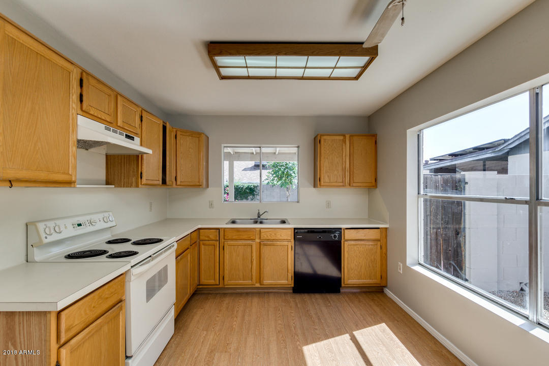 6143 Casper Road Mesa, AZ 85205 - Photo 4 of 23 photo_04