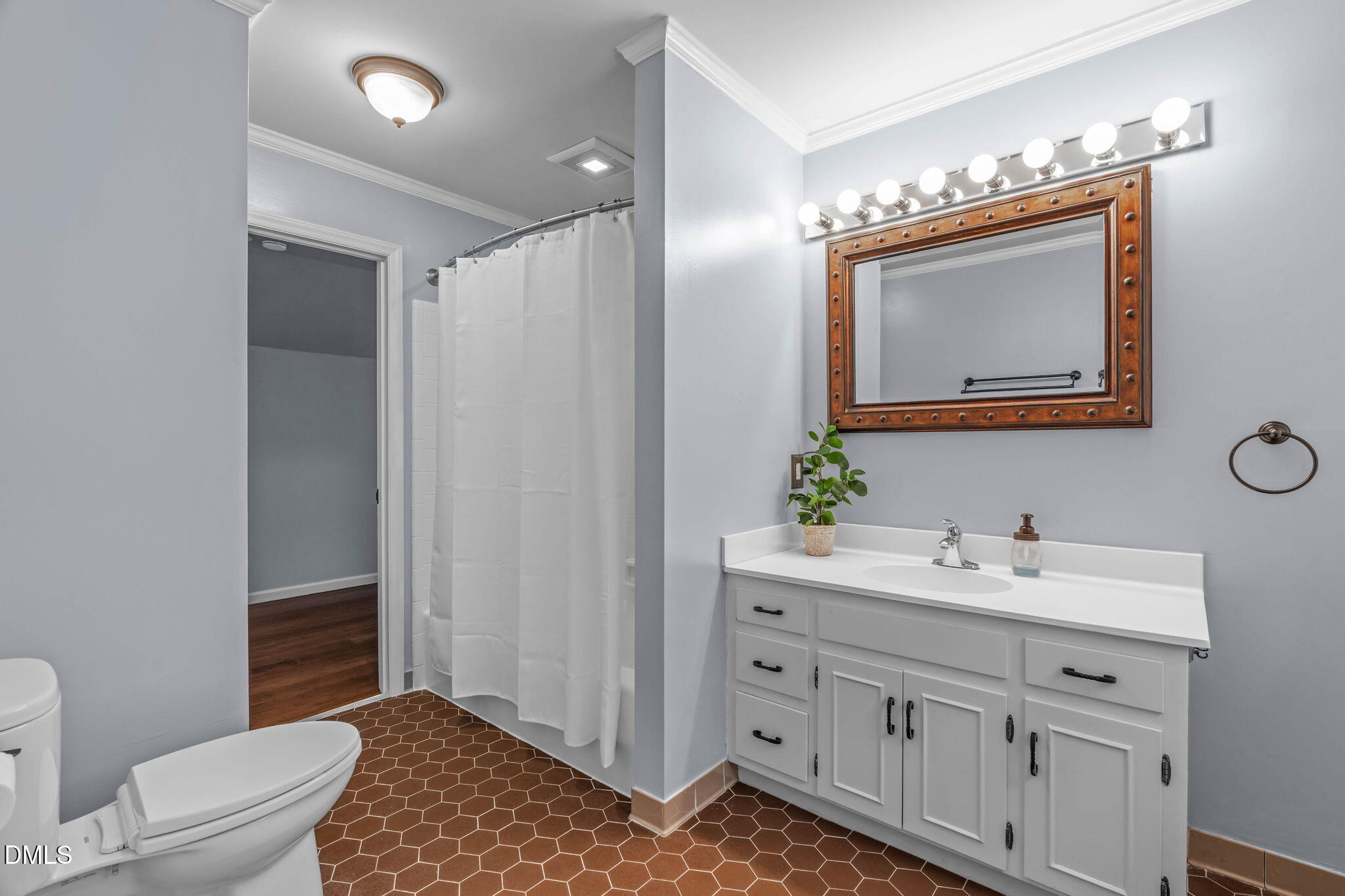5105 Laurie Drive Raleigh, NC 27606 - Photo 23 of 42 Primary Bath