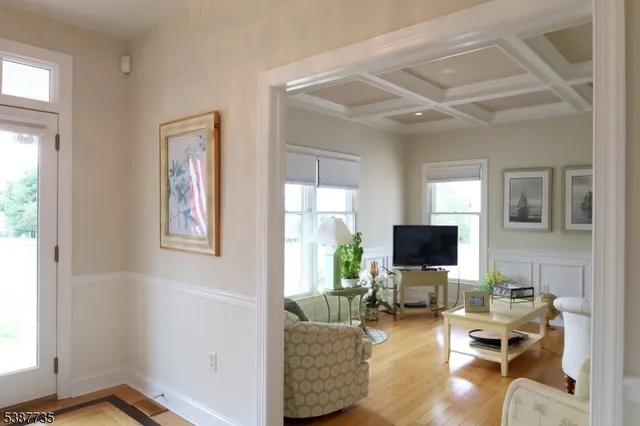 $1,475,000 | 2 Glencree Lane, Lebanon, NJ 08833