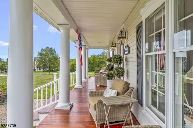 $1,475,000 | 2 Glencree Lane, Lebanon, NJ 08833