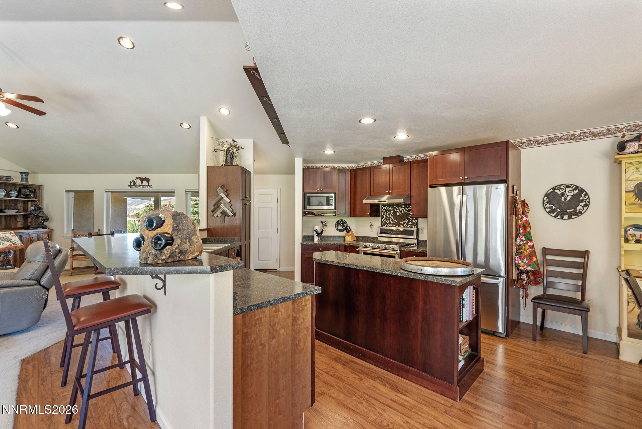 285 Kitts Way Reno, NV 89521 - Photo 17 of 55 23-web-or-mls-DSC05933