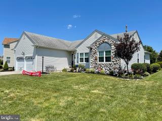 620 Raspberry Lane Williamstown, NJ 08094 - Photo 2 of 36