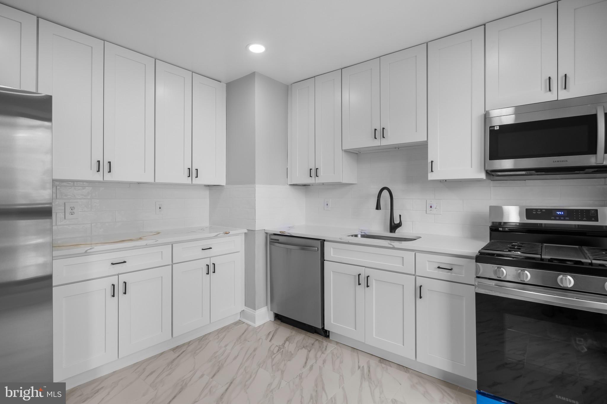 7975 Riggs Road, Unit 5 Hyattsville, MD 20783 - Photo 16 of 36 Kitchen