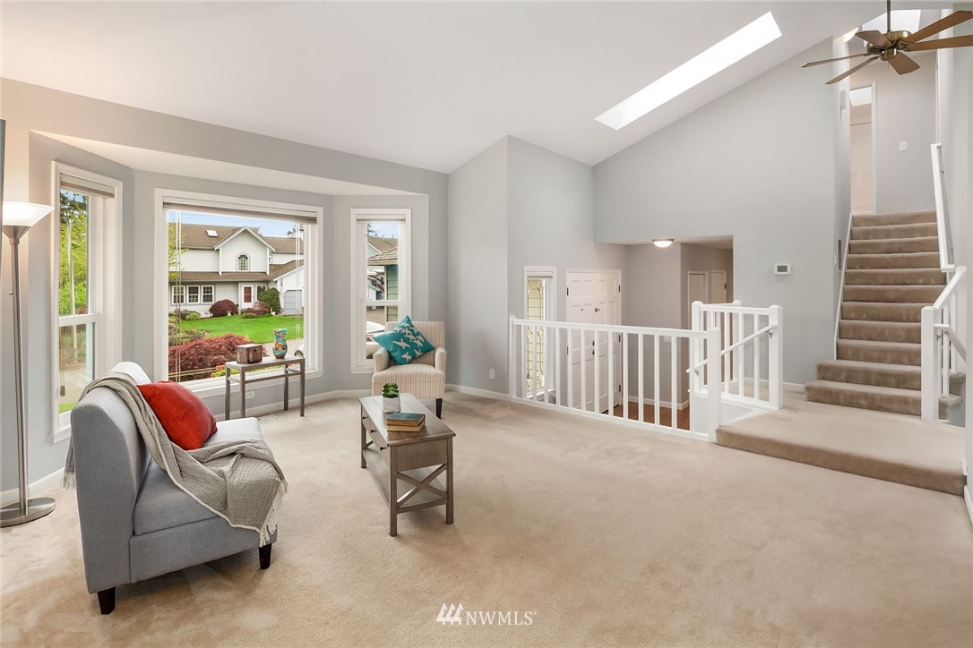 207 237th Place Southwest Bothell, WA 98021 - Photo 3 of 22