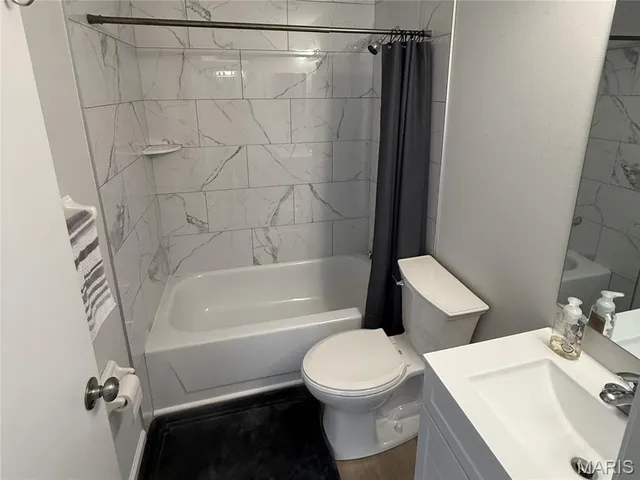 $1,600 | 4333 Arrow Tree Drive, Unit L, St. Louis, MO 63128