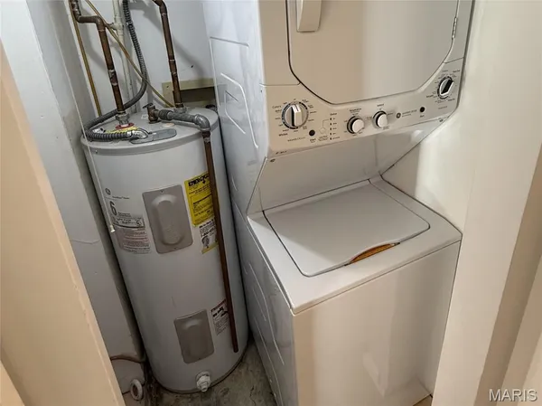 $1,600 | 4333 Arrow Tree Drive, Unit L, St. Louis, MO 63128